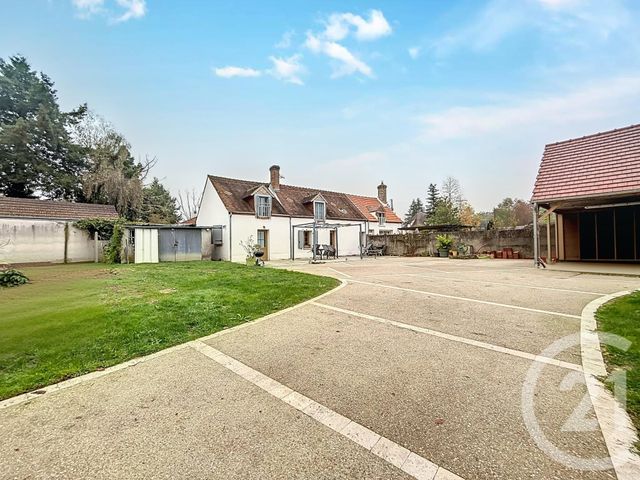 maison à louer - 5 pièces - 123.0 m2 - LIGNY LE RIBAULT - 45 - CENTRE - Century 21 L'Ecu D'Or